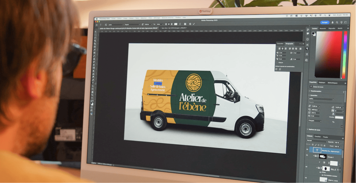mockup logo camion