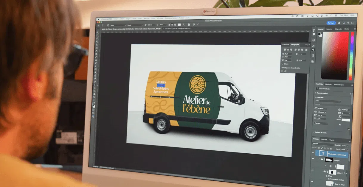 mockup logo camion